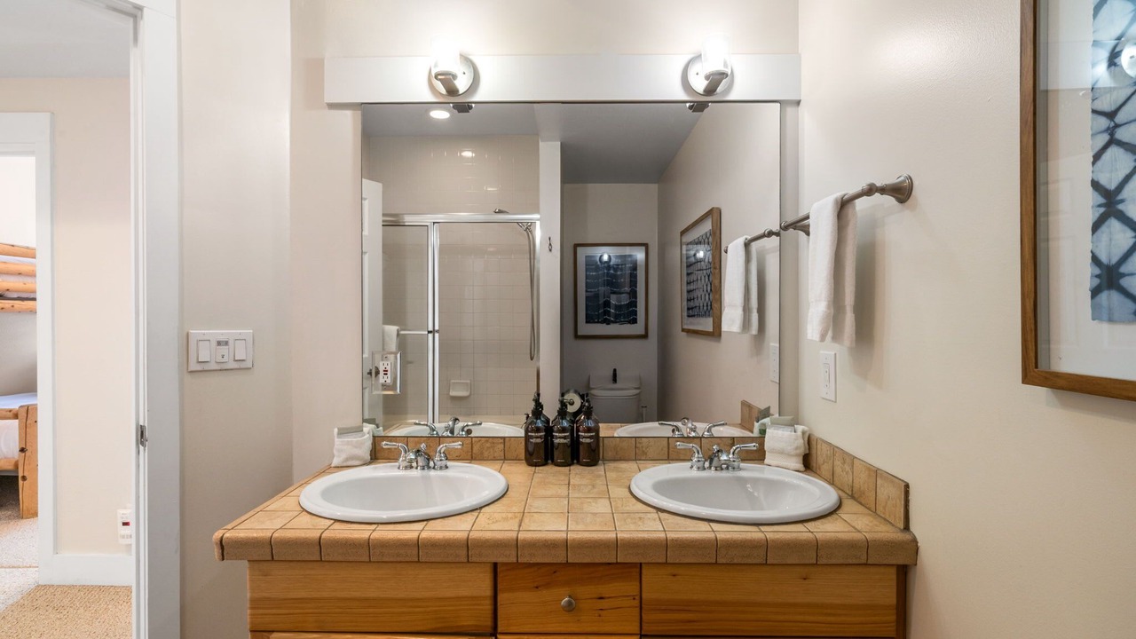 Photo of Bathroom in Saddle Ridge