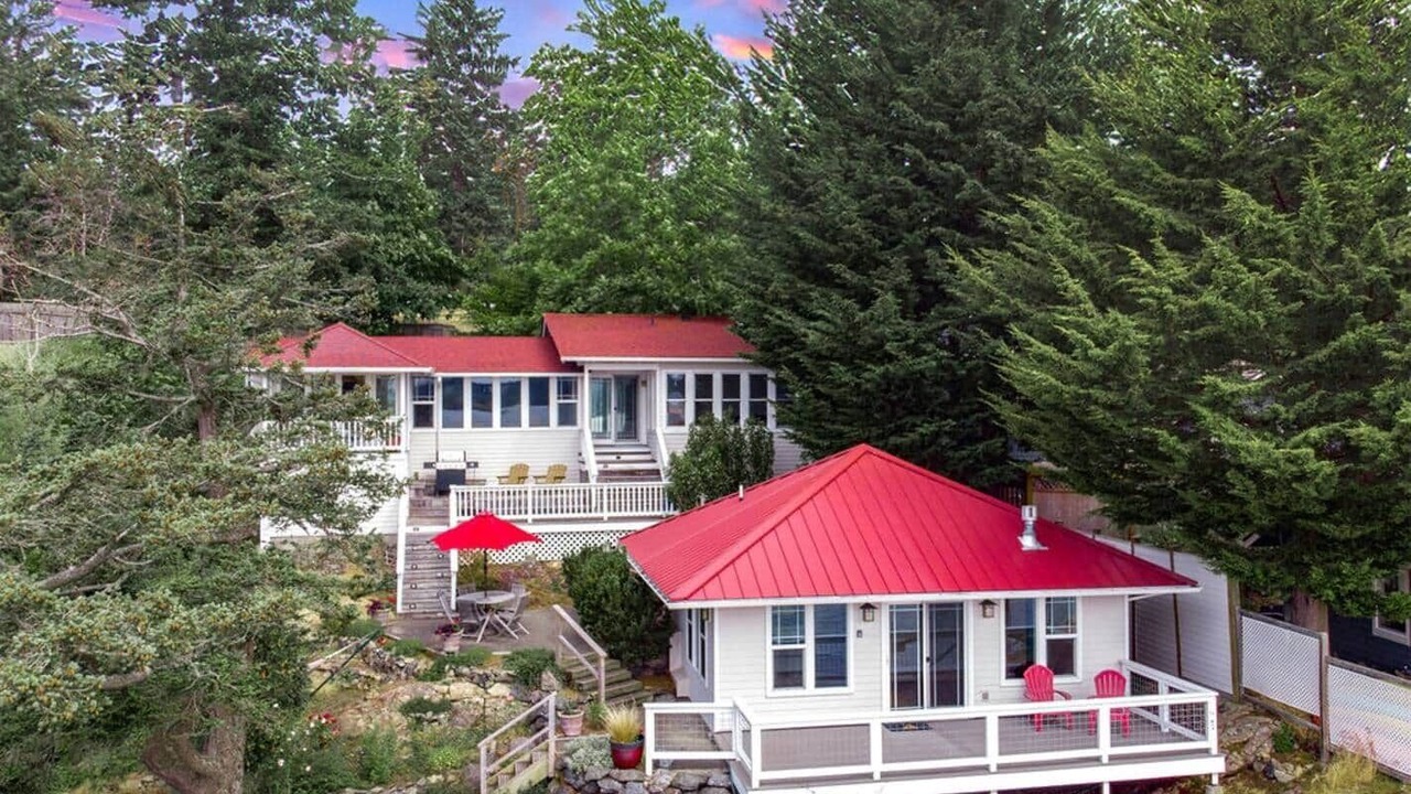 Photo of Others in Orcas