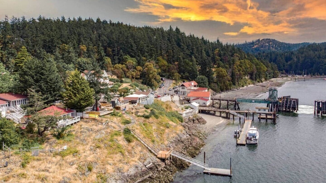 Photo of Others in Orcas