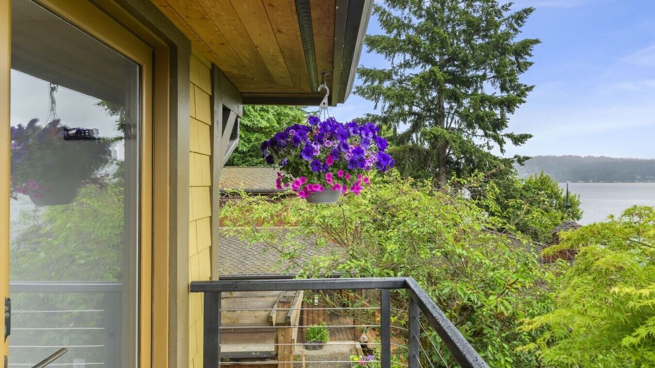 Photo of Outdoor in Bellevue