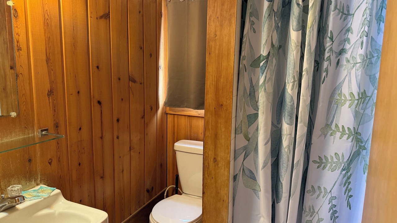 Photo of Bathroom in Republic
