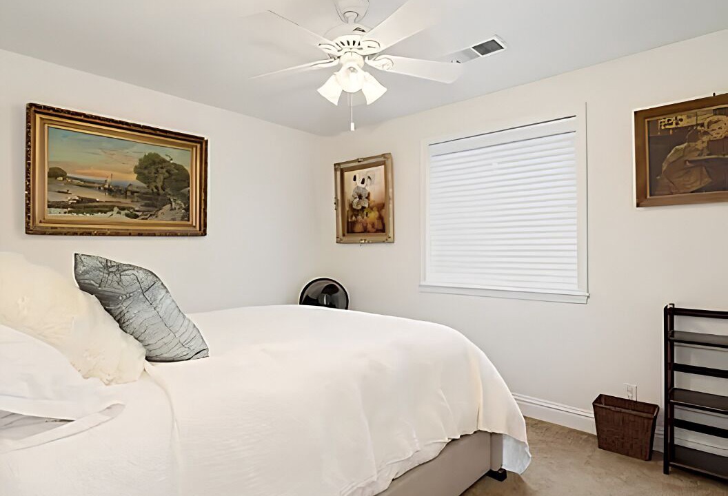 Photo of Bedroom in Central Point
