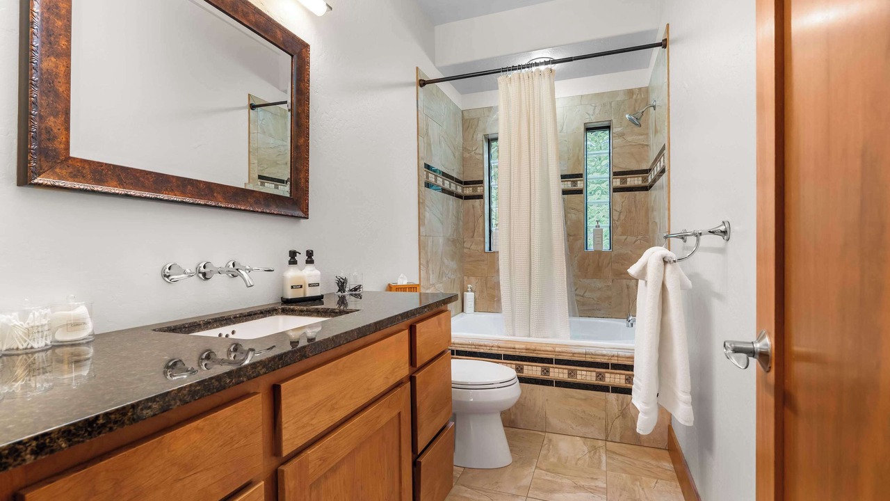 Photo of Bathroom in Hayden Lake