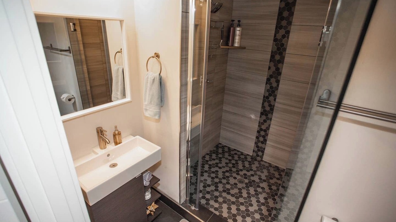 Photo of Bathroom in Highline
