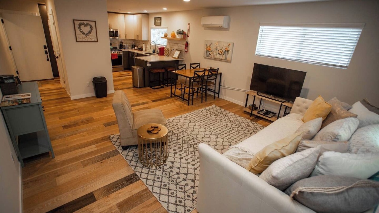 Photo of Livingroom in Highline