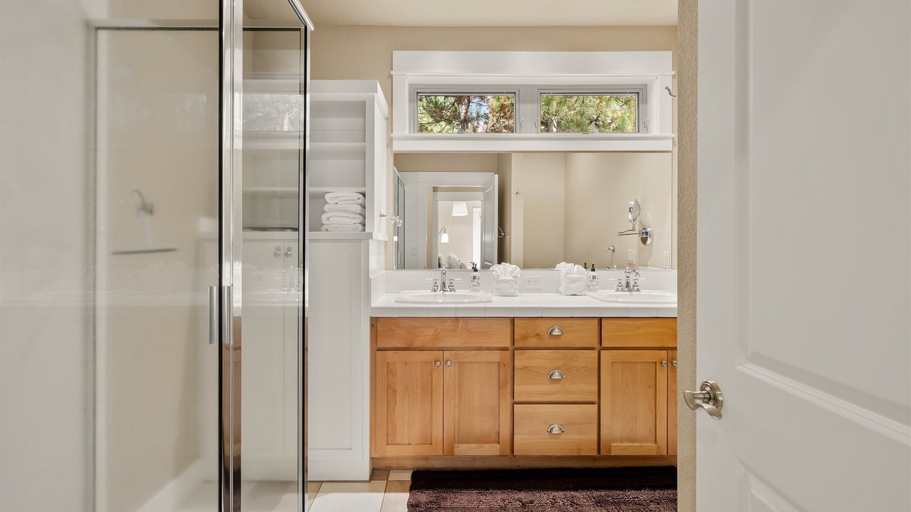 Photo of Bathroom in RiverWild