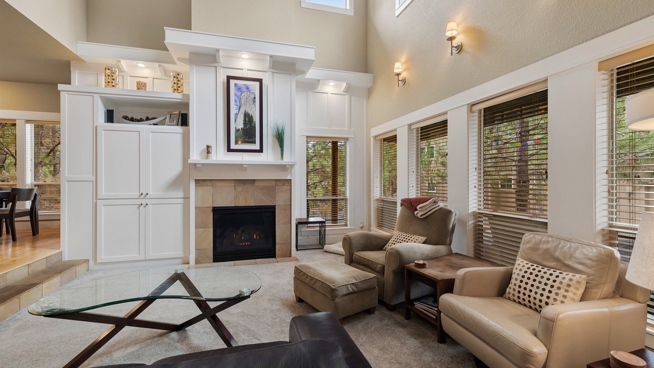 Photo of Livingroom in RiverWild