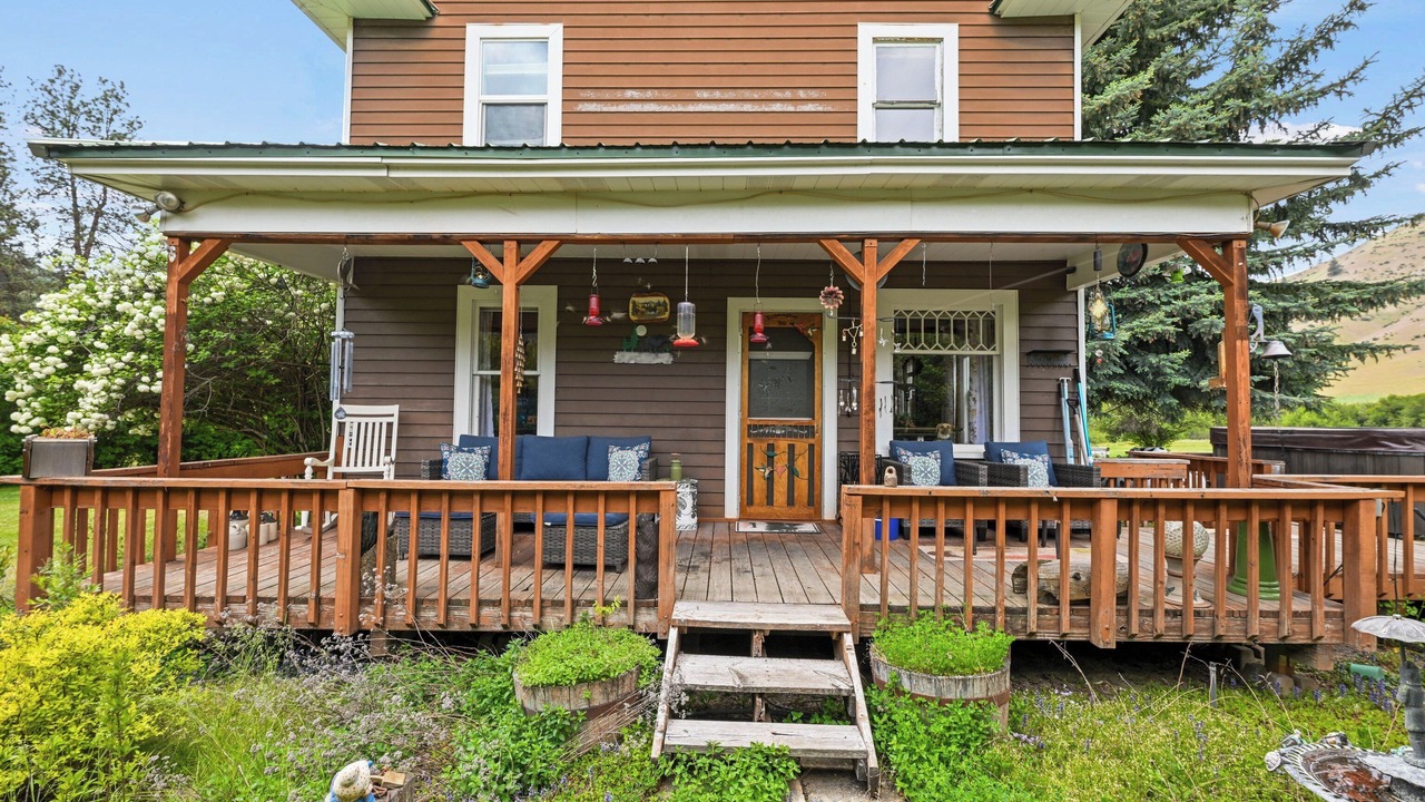 Photo of Patio Balcony in Garden Valley