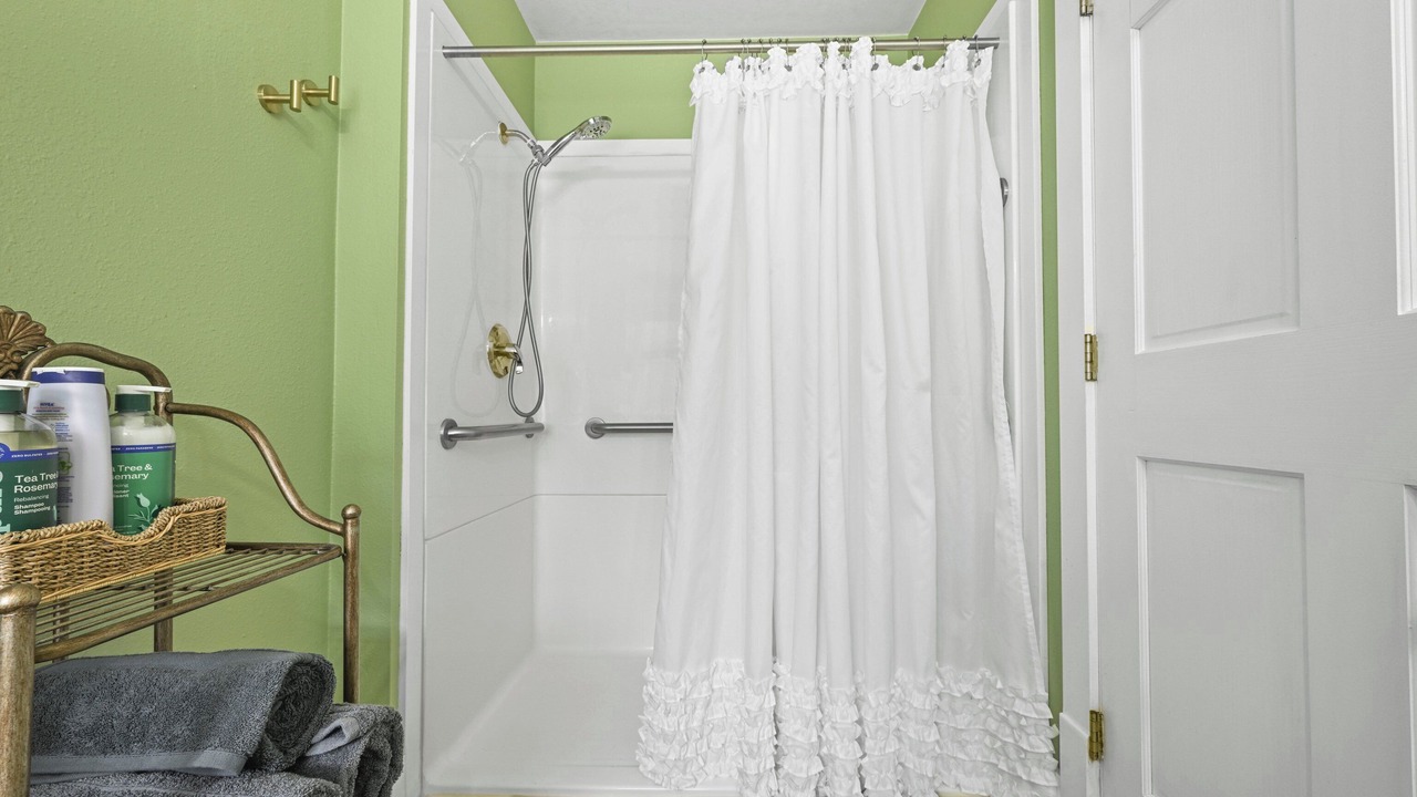 Photo of Bathroom in Garden Valley
