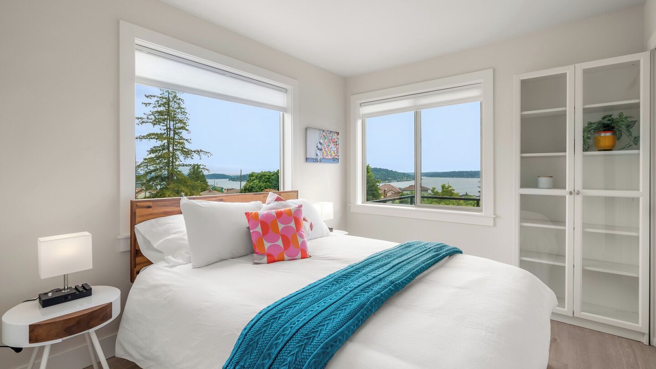 Photo of Bedroom in Bryn Mawr-Skyway