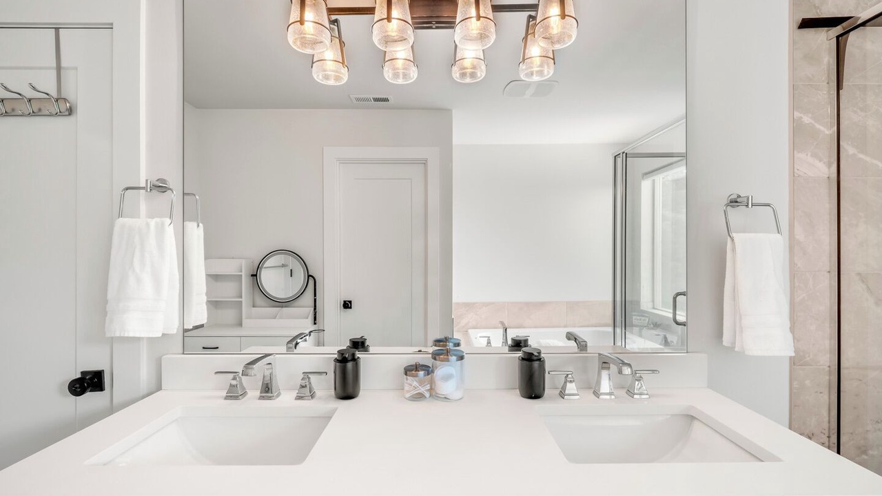 Photo of Bathroom in Bryn Mawr-Skyway
