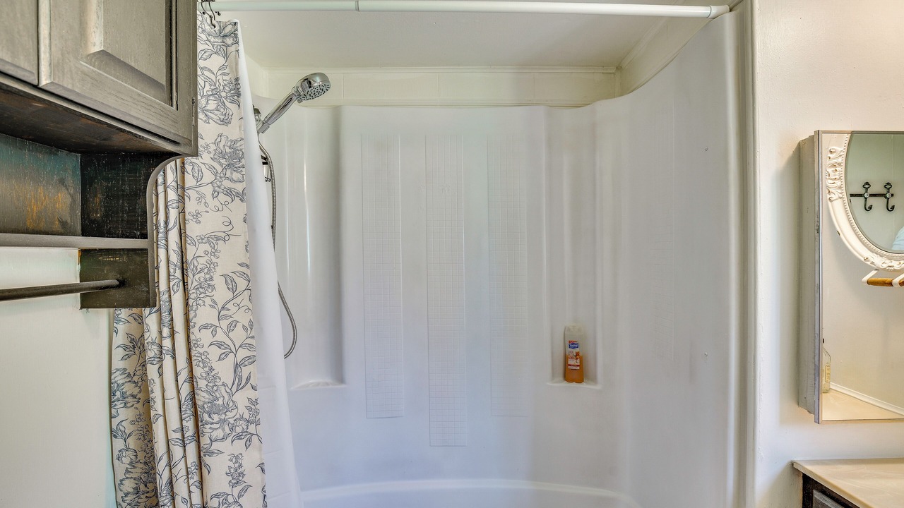 Photo of Bathroom in McKenna