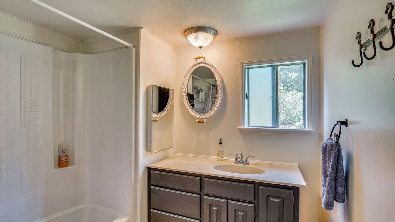 Photo of Bathroom in McKenna