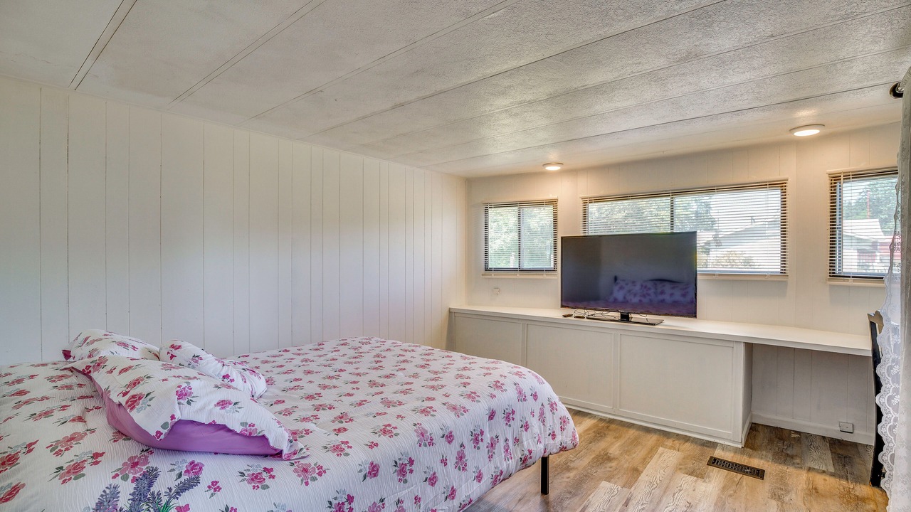Photo of Bedroom in McKenna