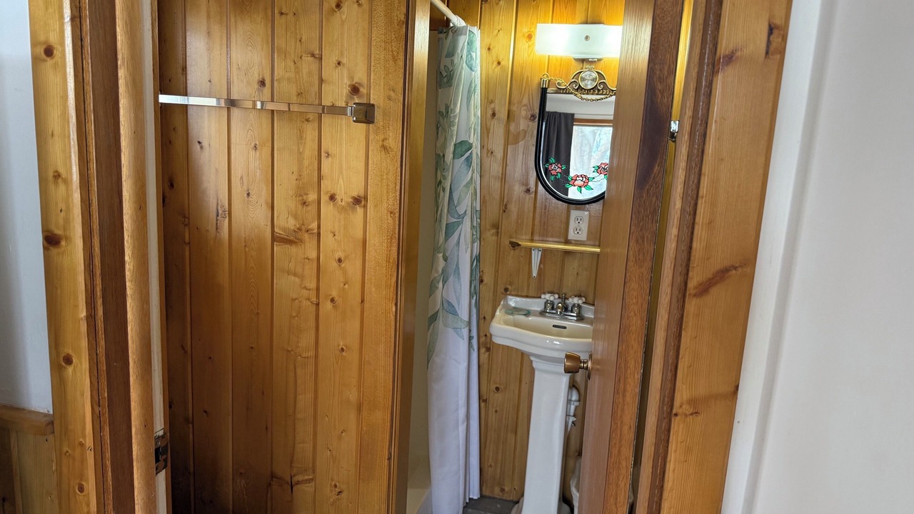Photo of Bathroom in Republic