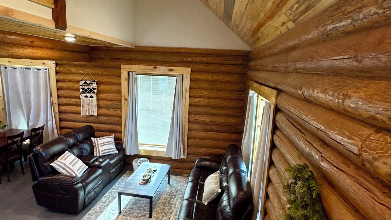 Photo of Livingroom in Grangeville