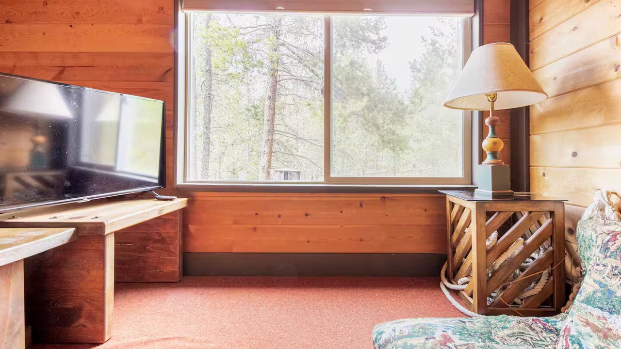 Photo of Livingroom in Overlook Park