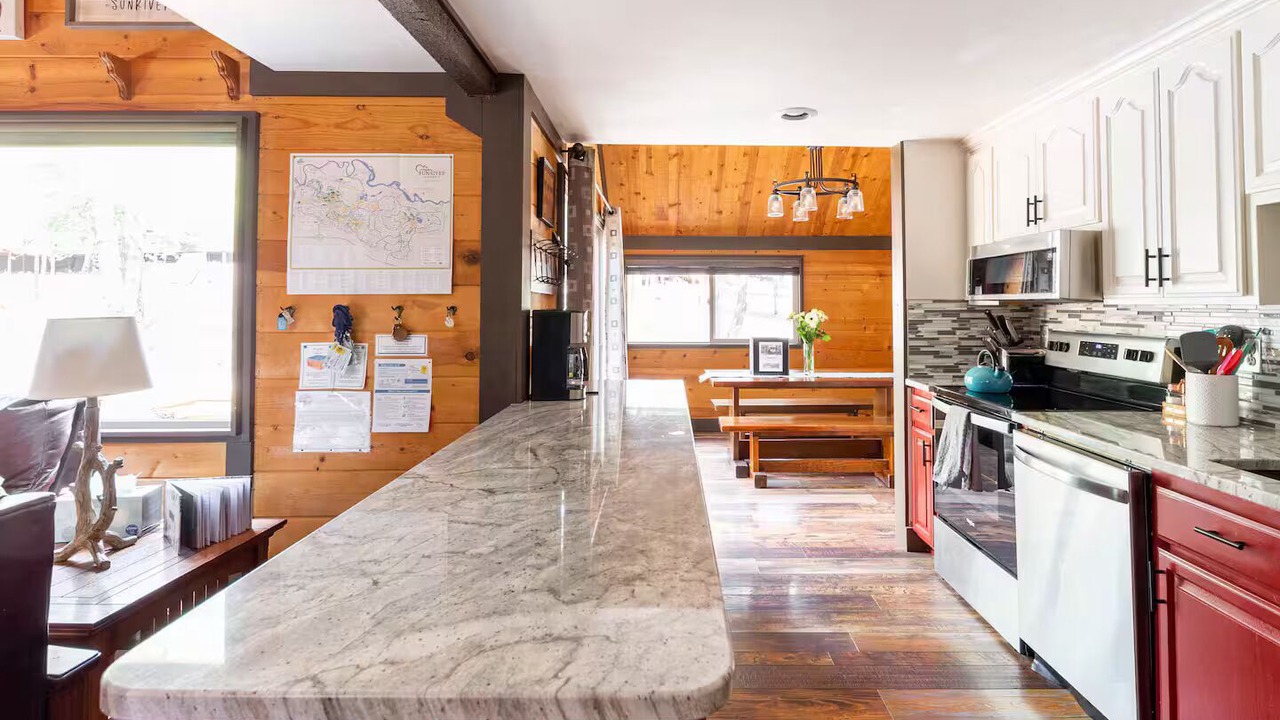 Photo of Kitchen in Overlook Park