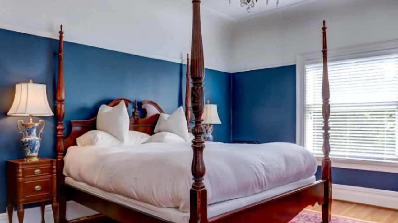 Photo of Bedroom in Irvington