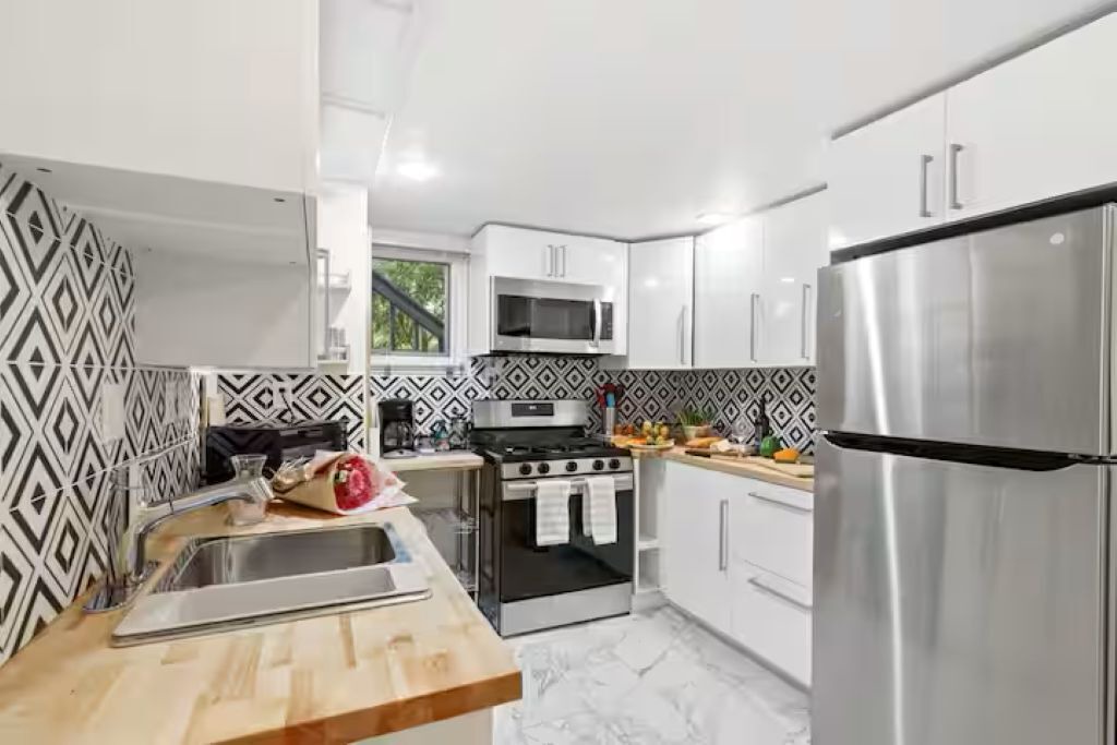 Photo of Kitchen in Southeast Magnolia