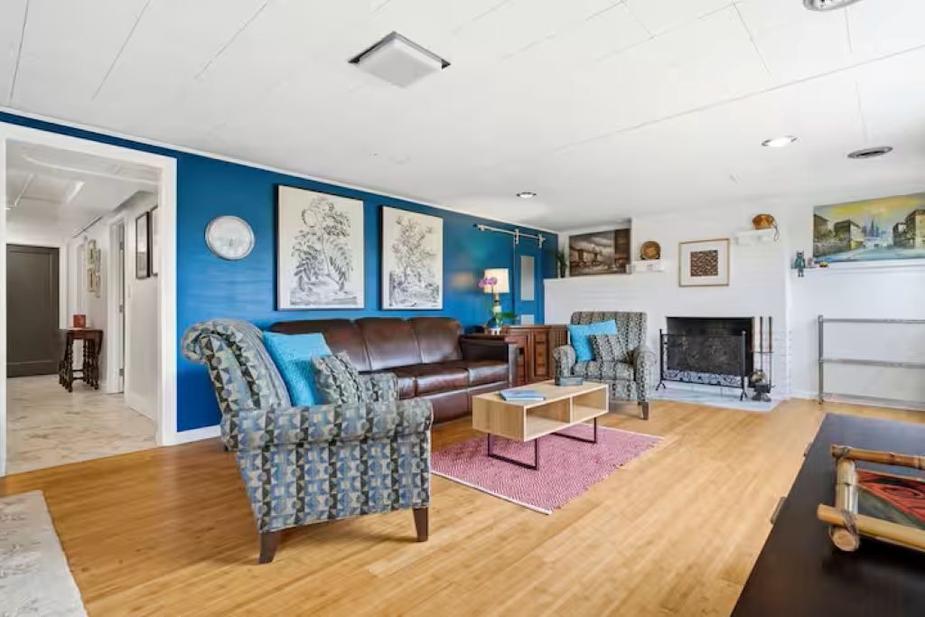 Photo of Livingroom in Southeast Magnolia