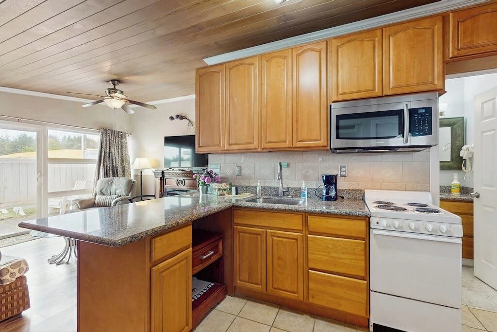 Photo of Kitchen in Copalis Beach