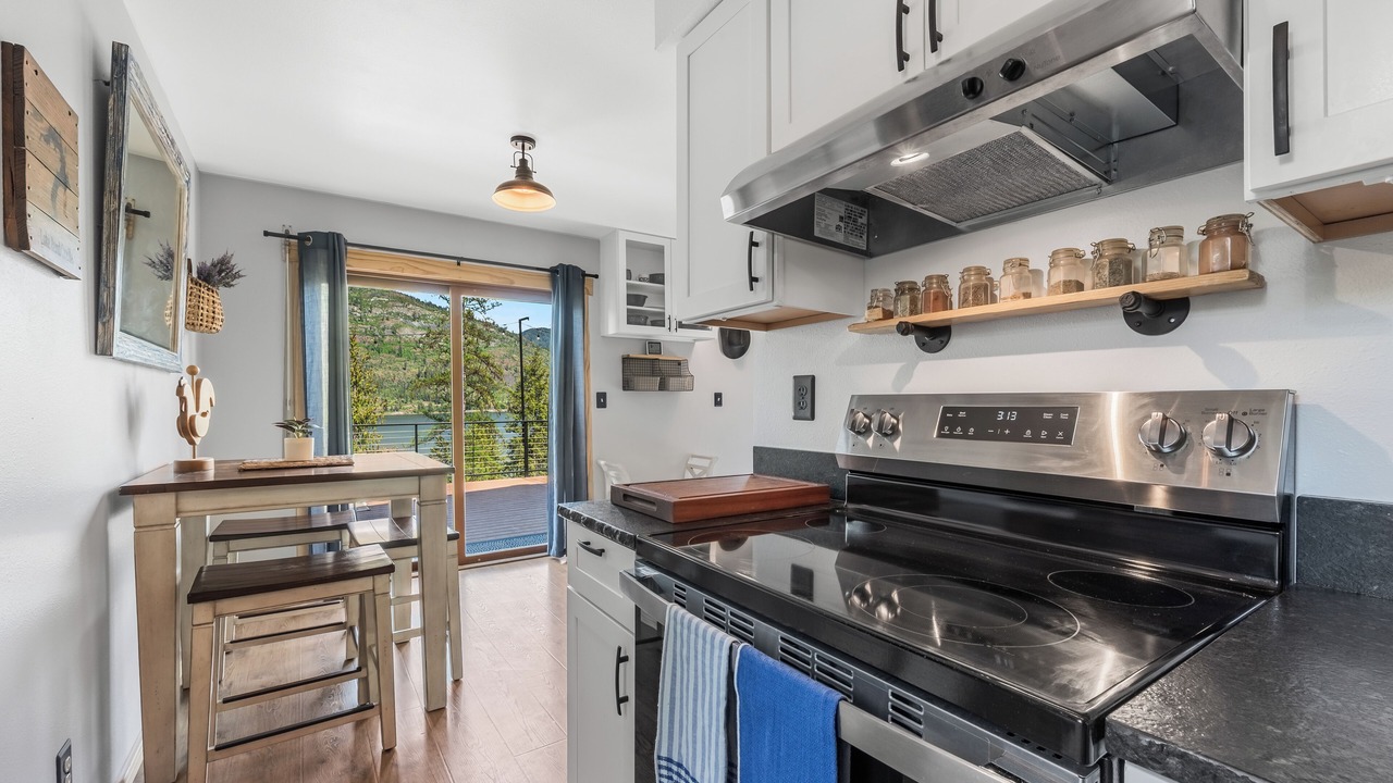 Photo of Kitchen in Sandpoint