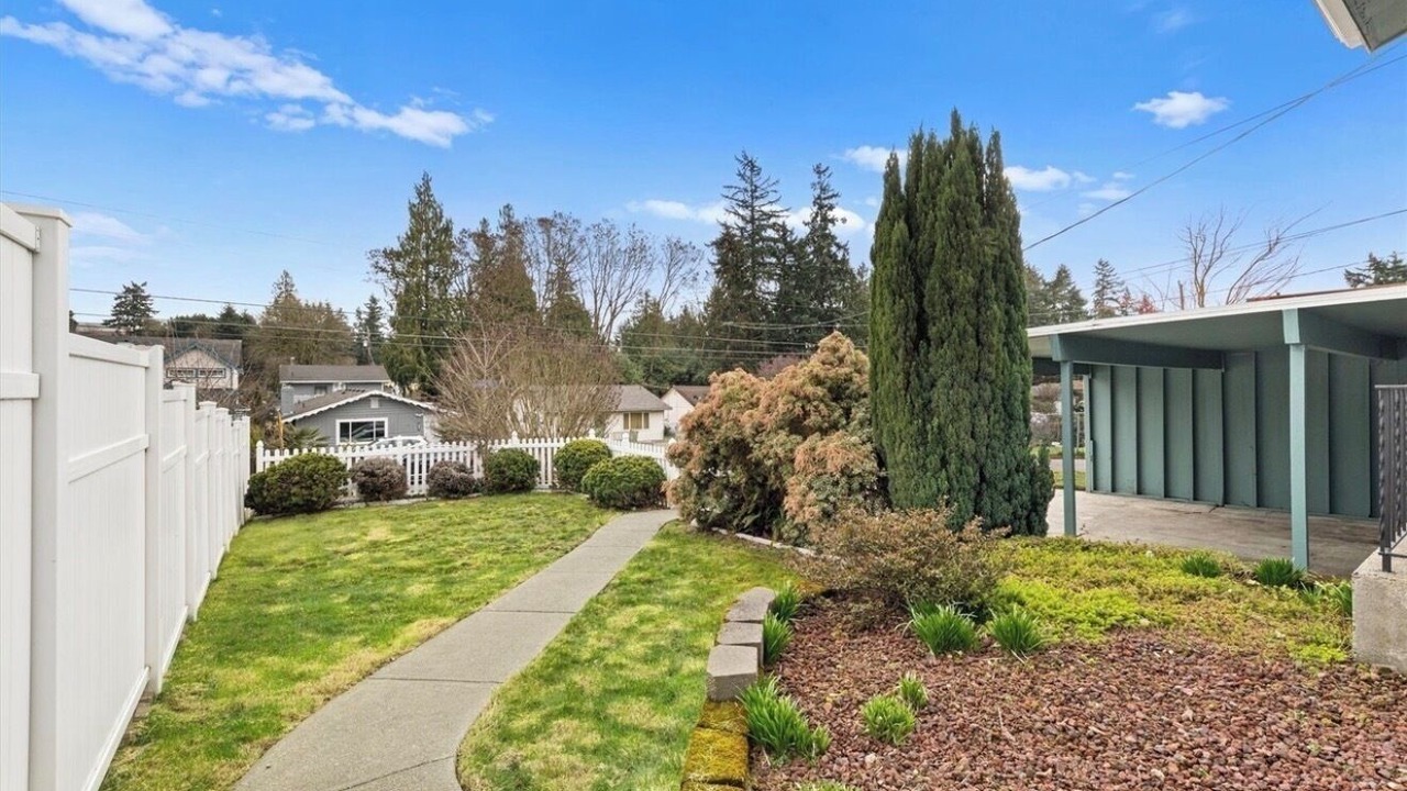 Photo of Outdoor in Seattle Metro Area