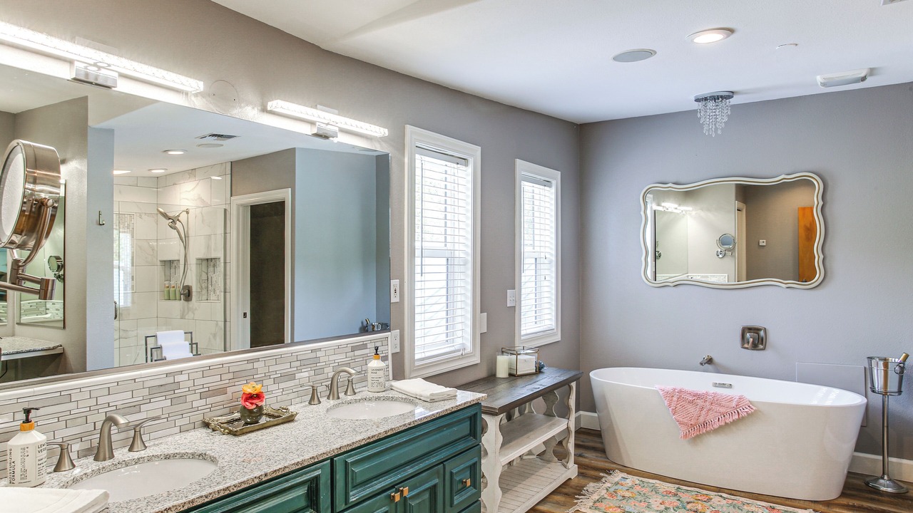 Photo of Bathroom in Athol