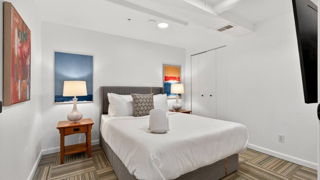 Photo of Bedroom in Roxhill