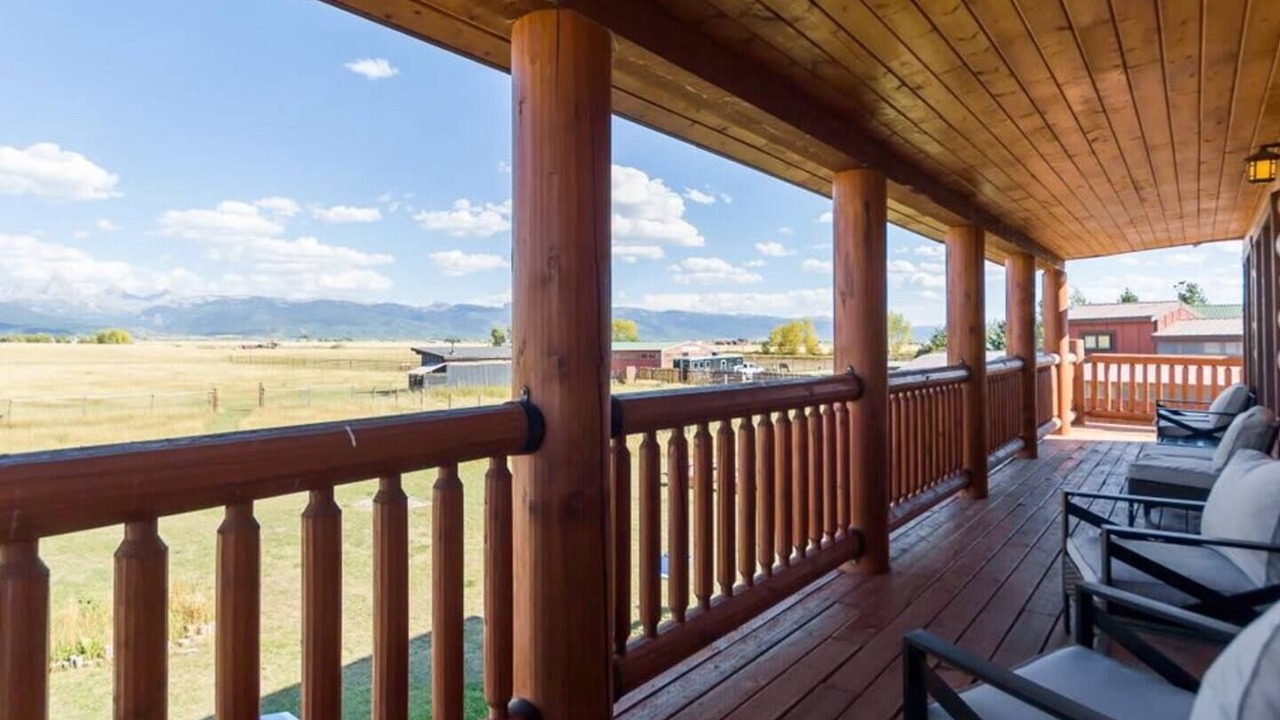 Photo of Patio Balcony in Leigh Creek Estates