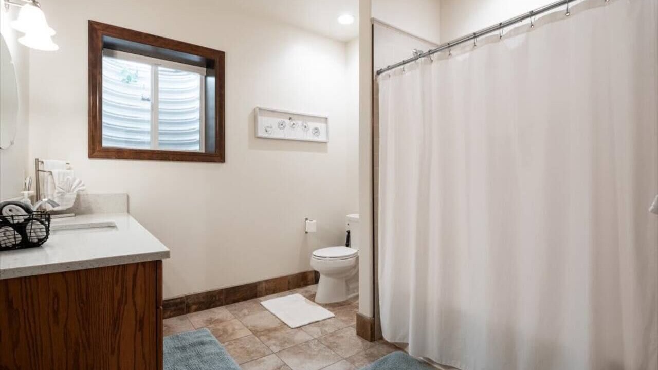Photo of Bathroom in Leigh Creek Estates