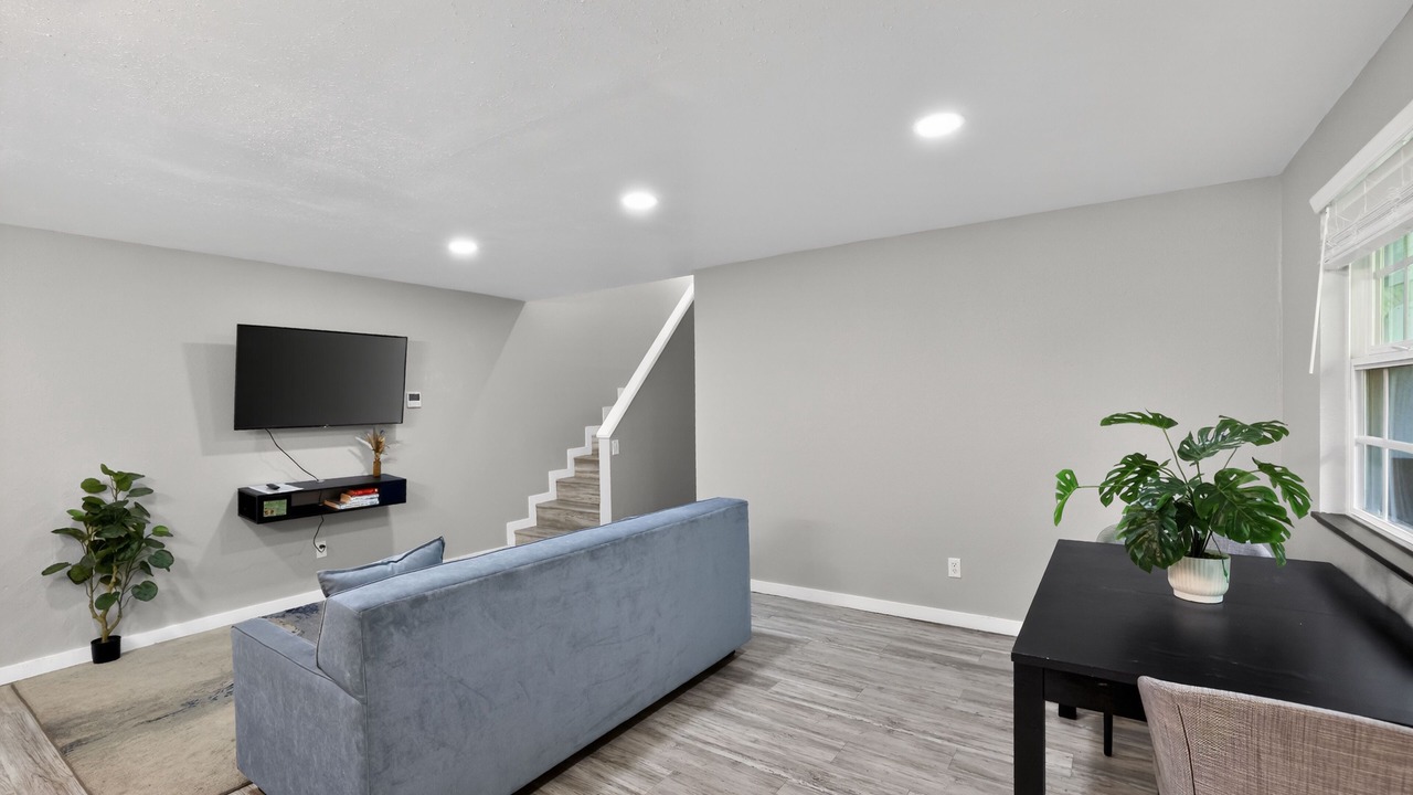 Photo of Livingroom in Milwaukie