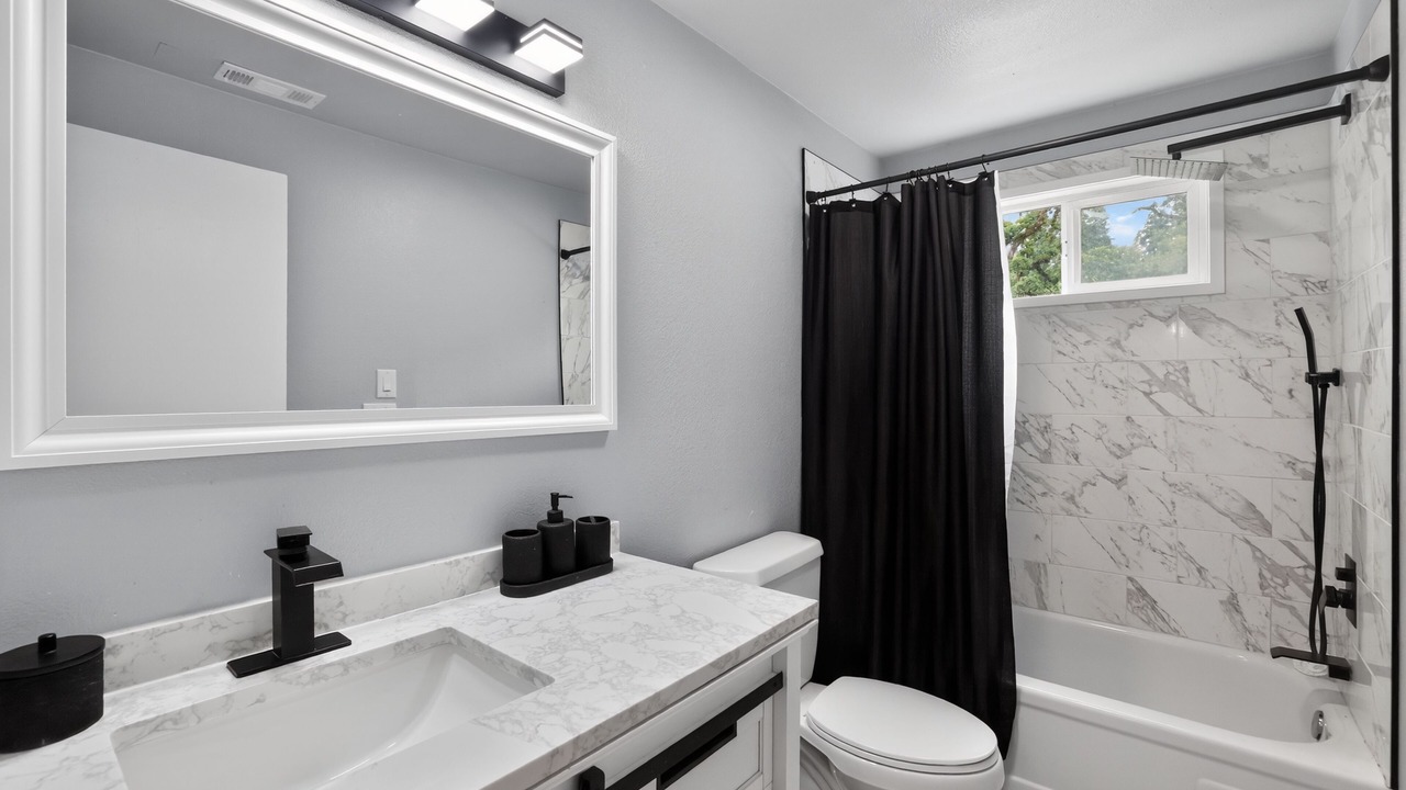Photo of Bathroom in Milwaukie