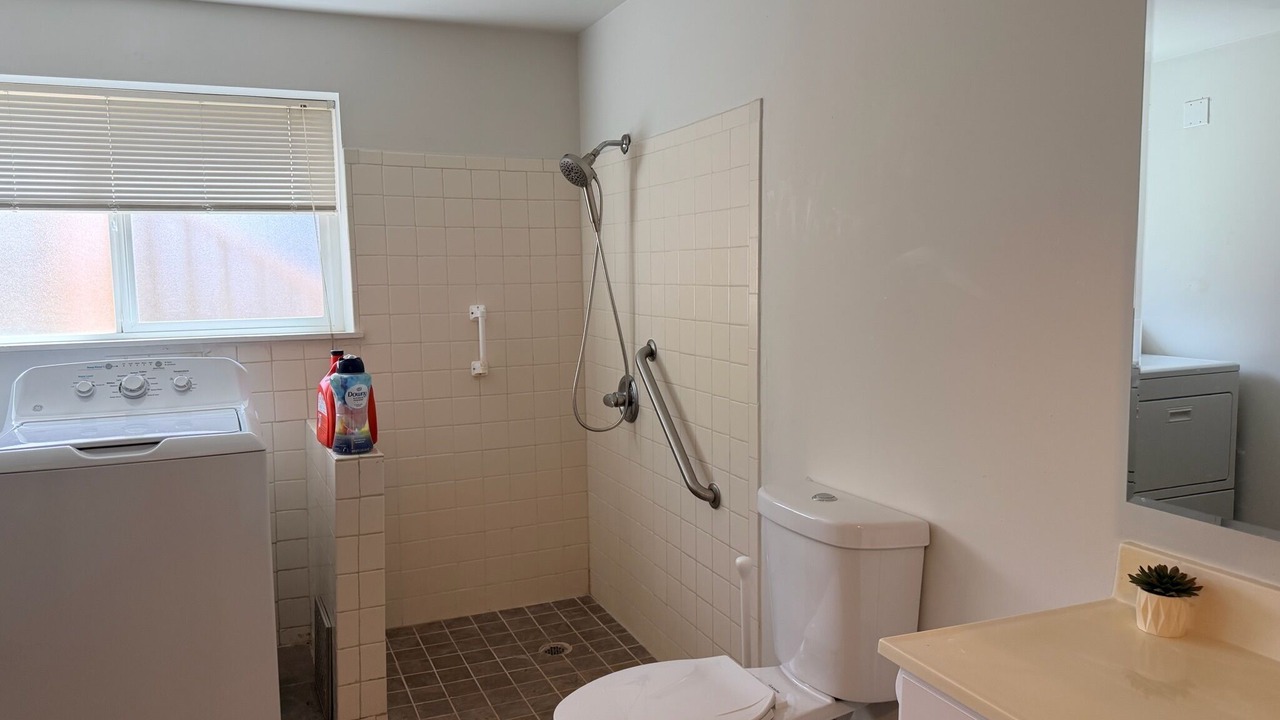 Photo of Bathroom in Esperance