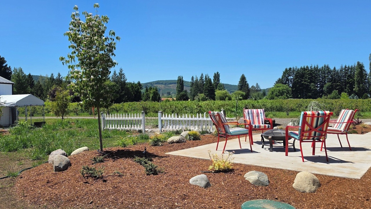 Photo of Patio Balcony in Mossyrock