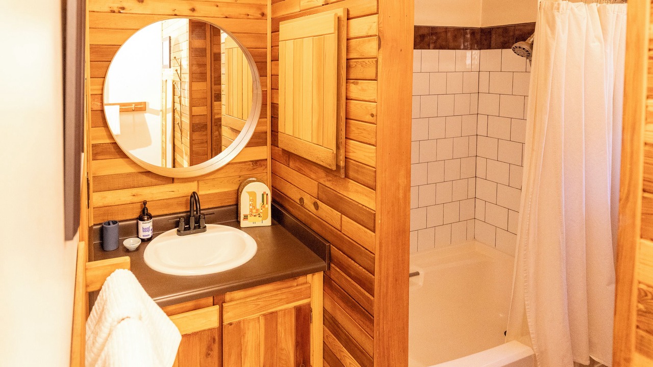 Photo of Bathroom in Glacier