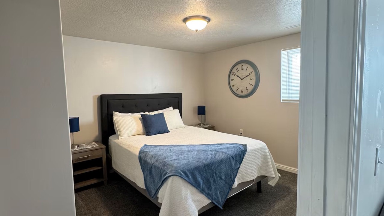 Photo of Bedroom in Logan