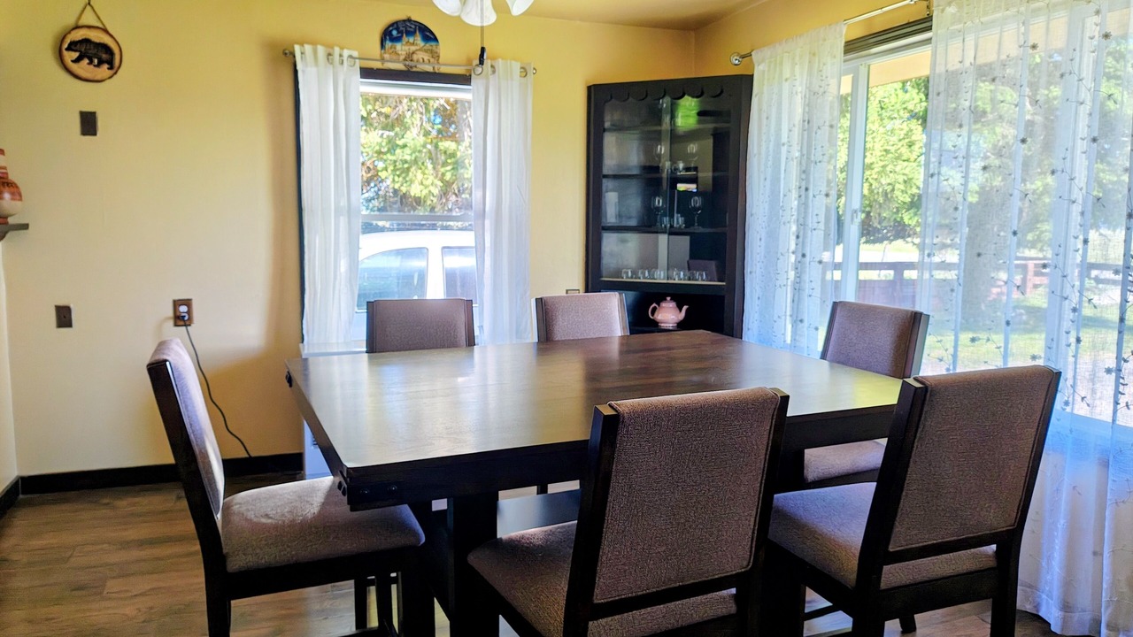 Photo of Livingroom in Fort Klamath
