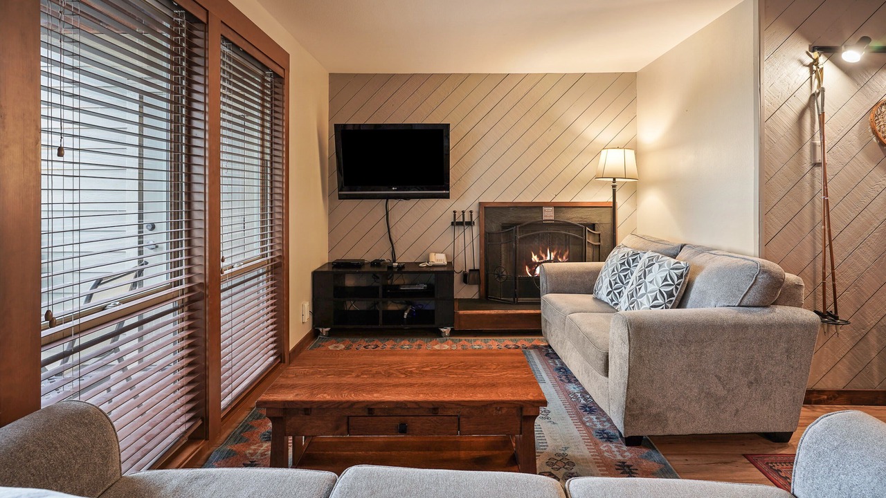 Photo of Livingroom in Bend