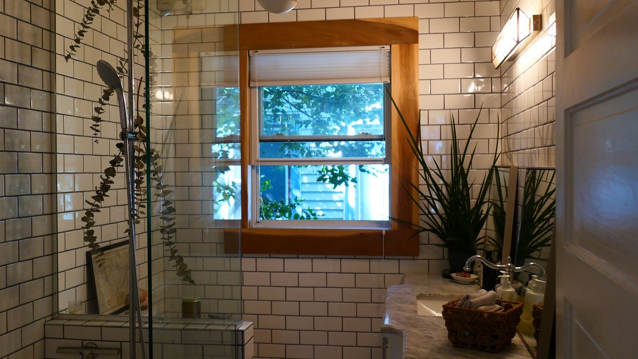 Photo of Bathroom in King