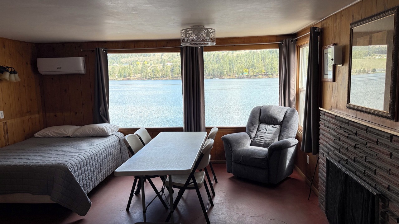 Photo of Bedroom in Republic