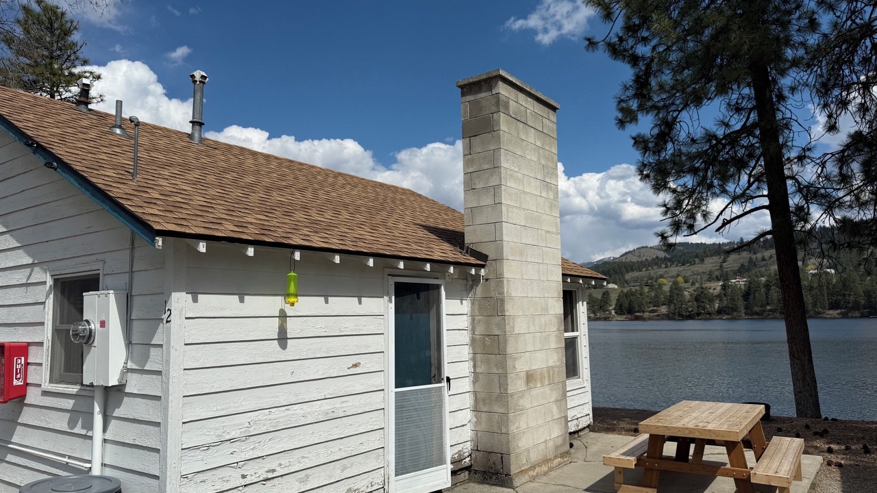 Photo of Outdoor in Republic