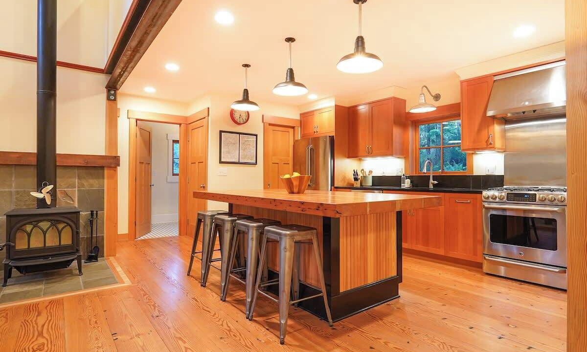 Photo of Kitchen in Glacier