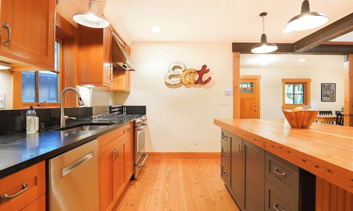 Photo of Kitchen in Glacier