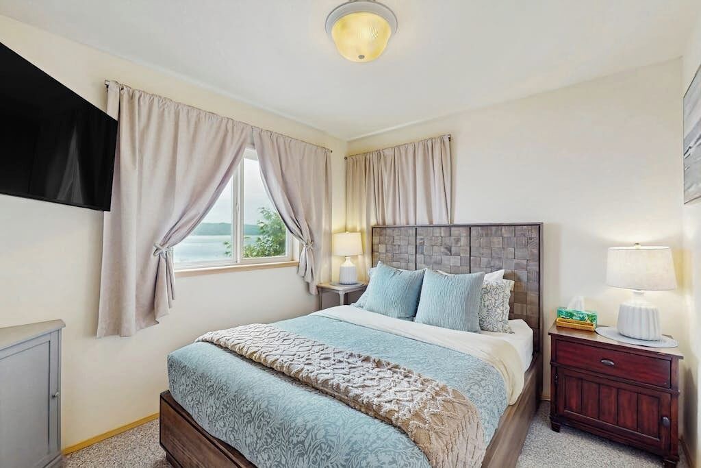 Photo of Bedroom in Camano Island