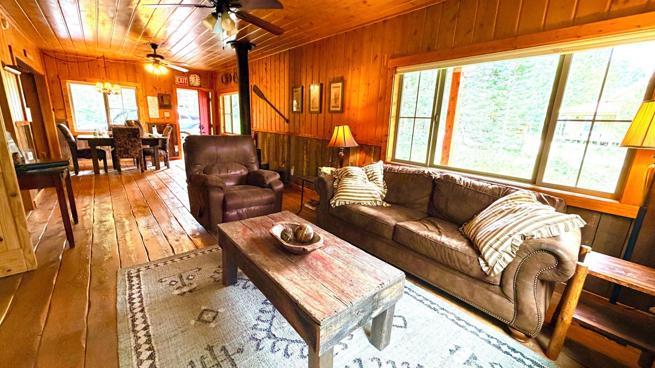 Photo of Livingroom in Lazy Acres