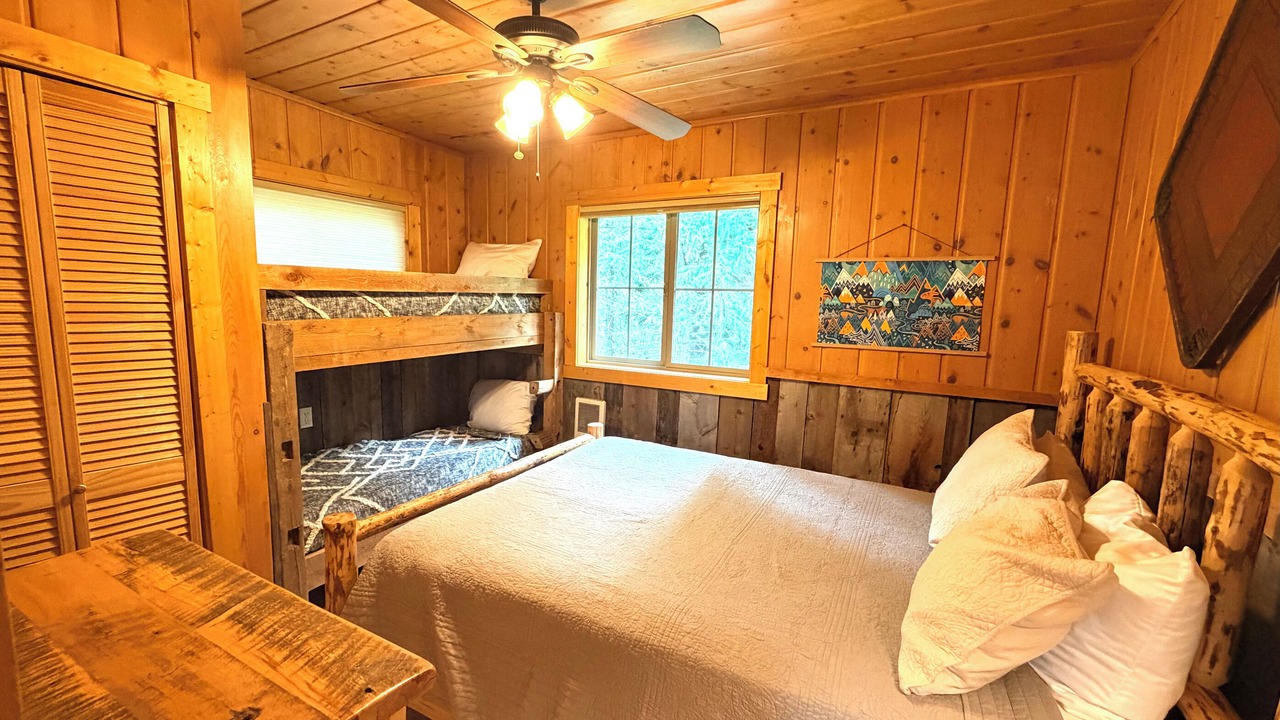 Photo of Bedroom in Lazy Acres