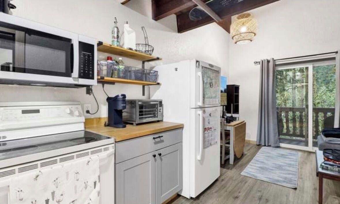 Photo of Kitchen in Glacier