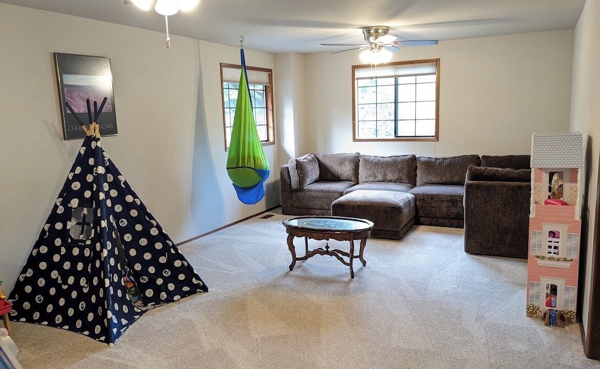 Photo of Livingroom in Silver Lake
